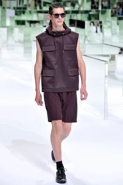 Look 20